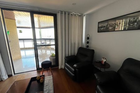 Apartamento à venda com 230m², 3 quartos e 2 vagasSala