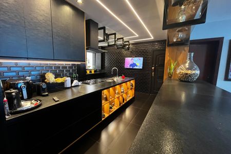 Apartamento à venda com 230m², 3 quartos e 2 vagasCozinha