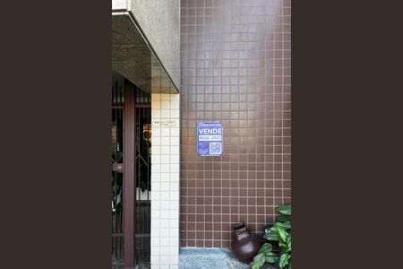 Apartamento à venda com 230m², 3 quartos e 2 vagasPlaca