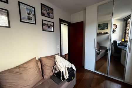 Apartamento à venda com 230m², 3 quartos e 2 vagasQuarto 2