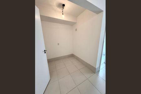 Apartamento à venda com 110m², 3 quartos e 2 vagasQuarto