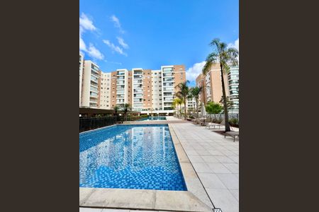 Apartamento à venda com 110m², 3 quartos e 2 vagasPiscina