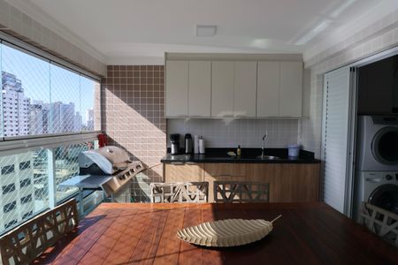 Apartamento para alugar com 89m², 3 quartos e 2 vagasVaranda