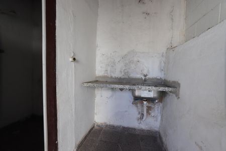 Casa à venda com 132m², 2 quartos e 1 vagaÁrea de Serviço