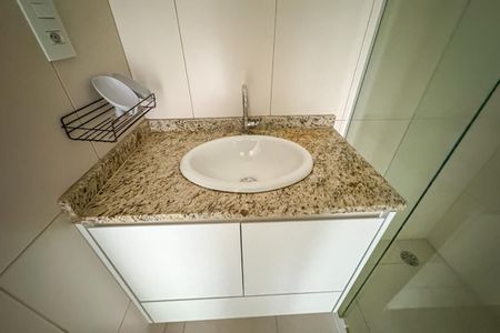 Apartamento para alugar com 49m², 2 quartos e 1 vaga Apartamento para alugar com 49m², 2 quartos e 1 vagaBanheiro