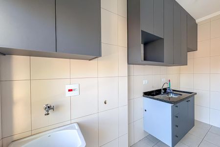 Apartamento para alugar com 49m², 2 quartos e 1 vaga Apartamento para alugar com 49m², 2 quartos e 1 vagaCozinha e Área de Serviço