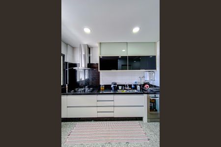 Apartamento à venda com 143m², 3 quartos e 3 vagasCozinha