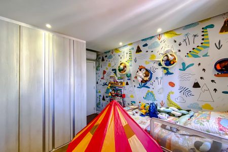 Apartamento à venda com 143m², 3 quartos e 3 vagas Suíte 2