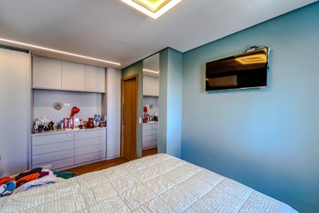 Apartamento à venda com 143m², 3 quartos e 3 vagasSuíte 1