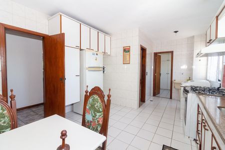 Apartamento para alugar com 102m², 3 quartos e 1 vagaCozinha