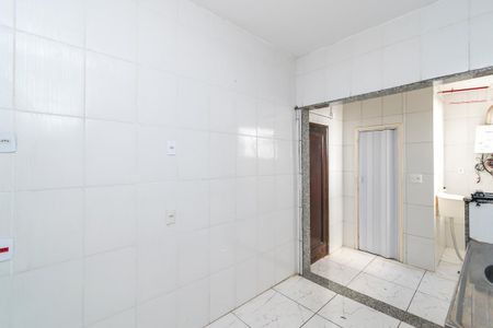 Apartamento à venda com 72m², 2 quartos e sem vaga Apartamento à venda com 72m², 2 quartos e sem vagaCozinha