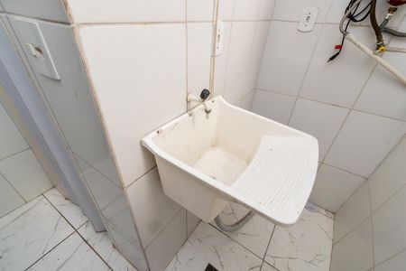 Apartamento à venda com 72m², 2 quartos e sem vaga Apartamento à venda com 72m², 2 quartos e sem vagaLavanderia