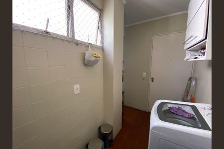 Apartamento à venda com 73m², 2 quartos e 1 vagaÁrea de Serviço