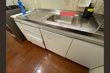 Apartamento à venda com 73m², 2 quartos e 1 vagaCozinha - Armários