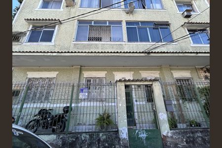 Apartamento à venda com 90m², 2 quartos e sem vagaFachada + plaquinha