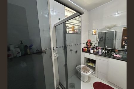 Apartamento à venda com 90m², 2 quartos e sem vagaBanheiro