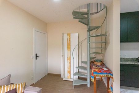 Apartamento para alugar com 140m², 3 quartos e 2 vagas Apartamento para alugar com 140m², 3 quartos e 2 vagasSala