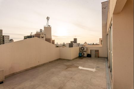 Apartamento para alugar com 140m², 3 quartos e 2 vagas Apartamento para alugar com 140m², 3 quartos e 2 vagasTerraço