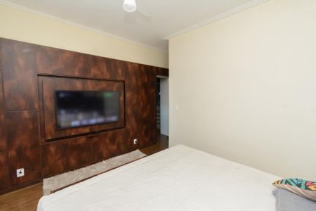 Casa à venda com 600m², 3 quartos e 7 vagas Casa à venda com 600m², 3 quartos e 7 vagasSuíte Master