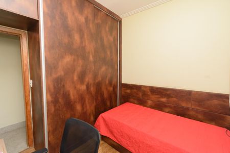 Casa à venda com 600m², 3 quartos e 7 vagas Casa à venda com 600m², 3 quartos e 7 vagasQuarto 1