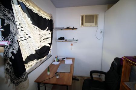 Casa à venda com 200m², 4 quartos e 1 vagaQuarto de Serviço