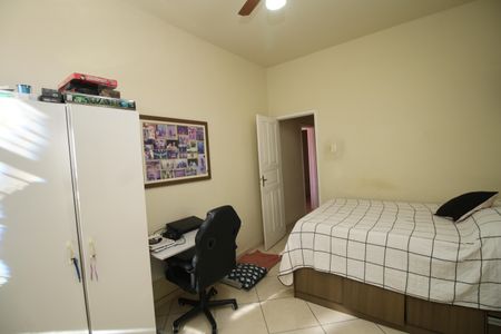 Casa à venda com 200m², 4 quartos e 1 vagaQuarto 1