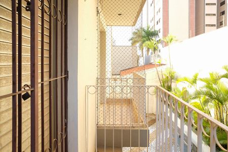 Apartamento à venda com 77m², 3 quartos e 1 vagaVaranda da suíte