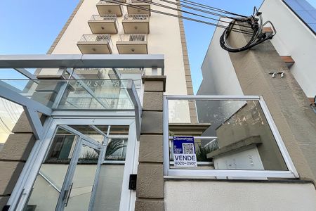 Apartamento à venda com 77m², 3 quartos e 1 vagaFachada + plaquinha