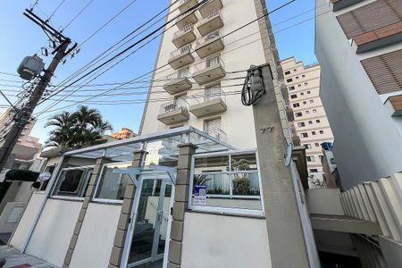 Apartamento à venda com 77m², 3 quartos e 1 vagaFachada + plaquinha