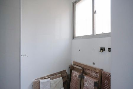 Apartamento à venda com 77m², 3 quartos e 1 vagaÁrea de serviço