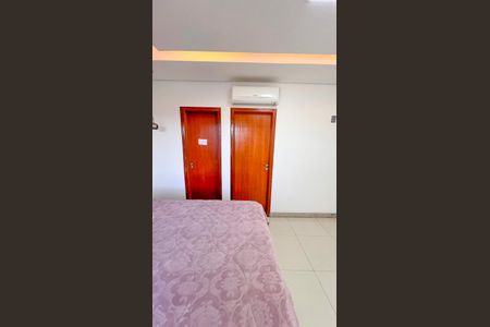 Casa à venda com 360m², 4 quartos e 2 vagas Casa à venda com 360m², 4 quartos e 2 vagasSuíte