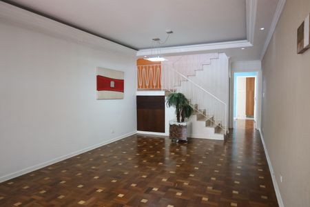 Casa à venda com 3 quartos, 179m² em Jardim Umuarama, São Paulo