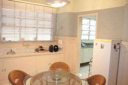 Apartamento à venda com 290m², 2 quartos e 2 vagasCozinha