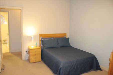 Apartamento à venda com 290m², 2 quartos e 2 vagasquarto 2