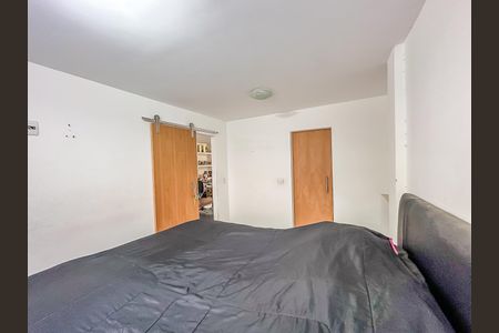 Casa de condomínio à venda com 300m², 4 quartos e 2 vagas Casa de condomínio à venda com 300m², 4 quartos e 2 vagasQuarto 3