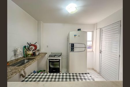 Casa de condomínio à venda com 300m², 4 quartos e 2 vagas Casa de condomínio à venda com 300m², 4 quartos e 2 vagasCozinha 2