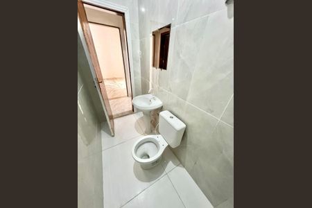 Casa para alugar com 50m², 2 quartos e sem vagaBanheiro