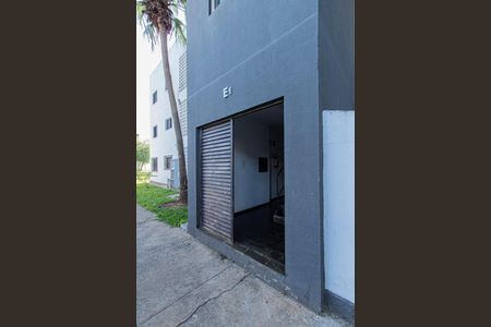 Apartamento para alugar com 49m², 2 quartos e sem vaga Apartamento para alugar com 49m², 2 quartos e sem vagaFachada