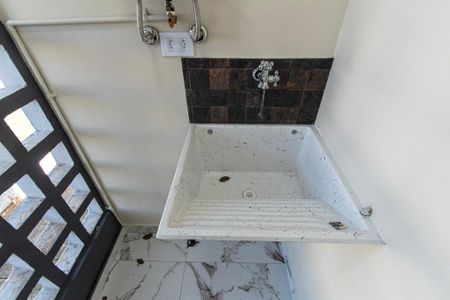 Apartamento para alugar com 49m², 2 quartos e sem vaga Apartamento para alugar com 49m², 2 quartos e sem vagaÁrea de Serviço