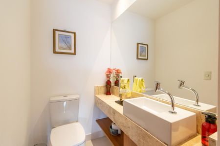 Apartamento à venda com 154m², 3 quartos e 2 vagasLavabo