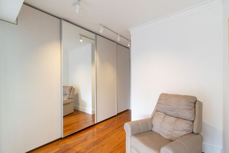 Apartamento à venda com 154m², 3 quartos e 2 vagasSuíte 1