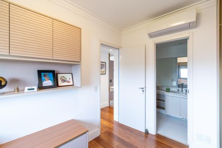 Apartamento à venda com 154m², 3 quartos e 2 vagasSuíte 3