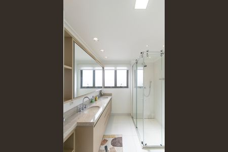 Apartamento à venda com 154m², 3 quartos e 2 vagasBanheiro da Suíte 1