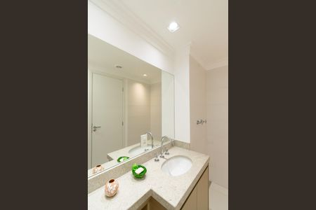 Apartamento à venda com 154m², 3 quartos e 2 vagasBanheiro da Suíte 3