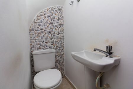 Casa para alugar com 170m², 3 quartos e 2 vagas Casa para alugar com 170m², 3 quartos e 2 vagasLavabo