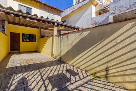 Casa para alugar com 170m², 3 quartos e 2 vagas Casa para alugar com 170m², 3 quartos e 2 vagasGaragem