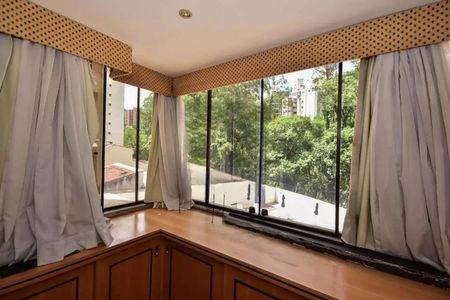 Apartamento à venda com 196m², 4 quartos e 3 vagas Apartamento à venda com 196m², 4 quartos e 3 vagasFoto 35