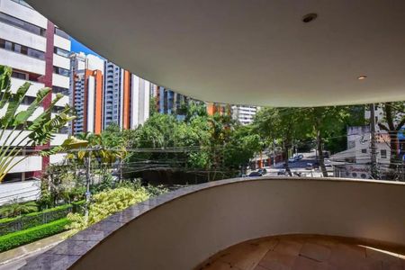 Apartamento à venda com 196m², 4 quartos e 3 vagas Apartamento à venda com 196m², 4 quartos e 3 vagasFoto 05