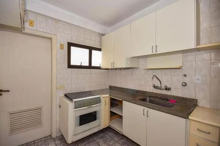 Apartamento à venda com 196m², 4 quartos e 3 vagas Apartamento à venda com 196m², 4 quartos e 3 vagasFoto 12