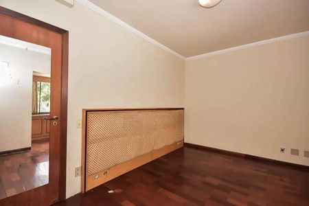 Apartamento à venda com 196m², 4 quartos e 3 vagas Apartamento à venda com 196m², 4 quartos e 3 vagasFoto 33
